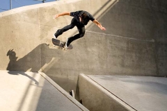 Kick flip Wall ride 1